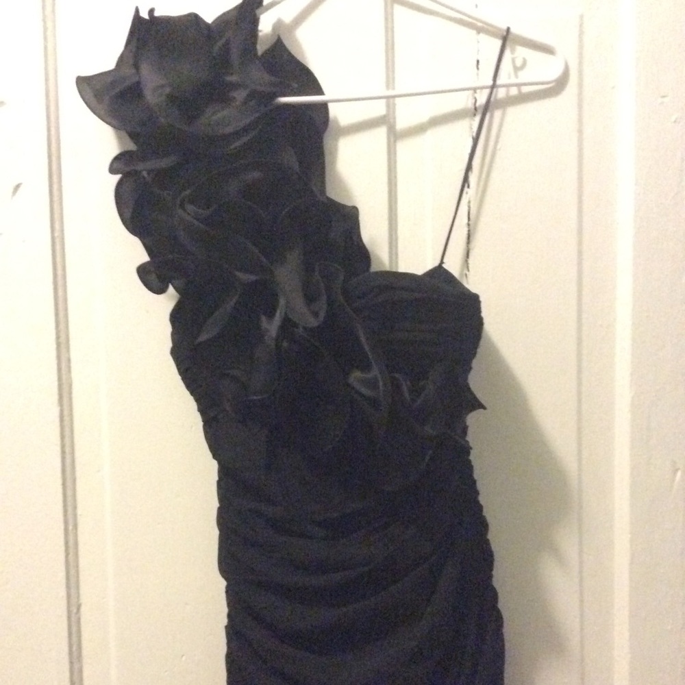 Notte by Marchesa one shouldered cocktail dress  6